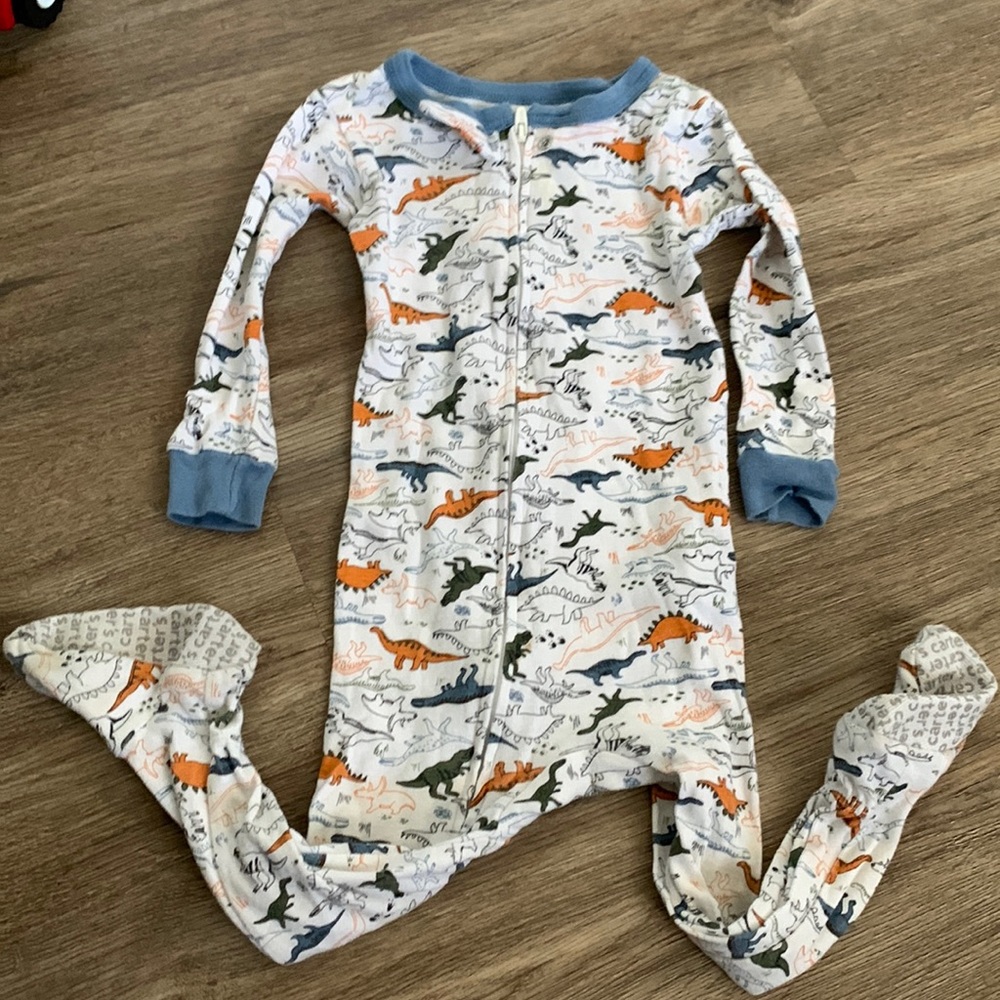 Carters 18 months pajamas